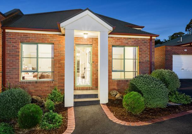 2/50 Beaconsfield Road, Briar Hill VIC 3088