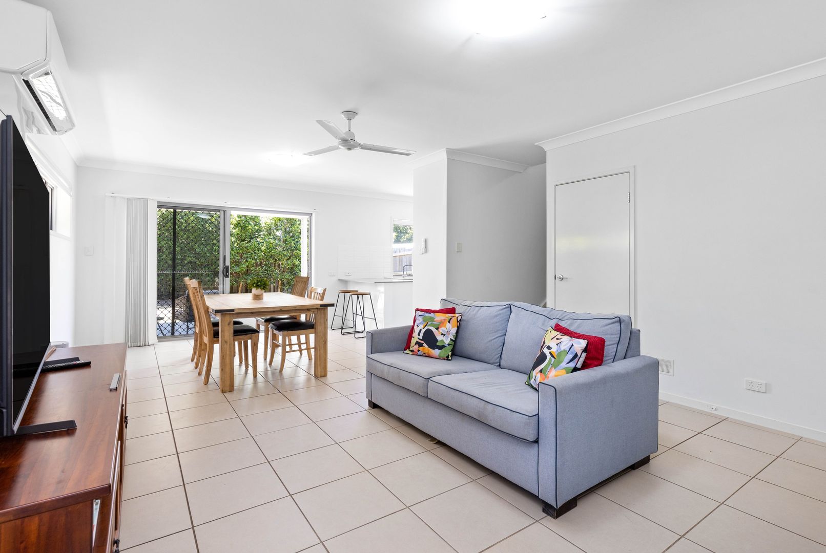 46/17 Greensboro Place, Little Mountain QLD 4551, Image 2