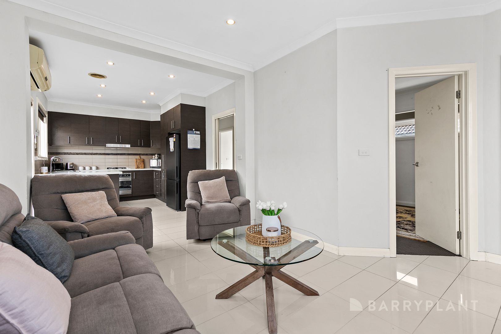 1/300 Camp Road, Broadmeadows VIC 3047, Image 2