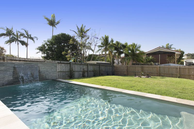 76 Beauvardia Street, Cannon Hill QLD 4170, Image 2