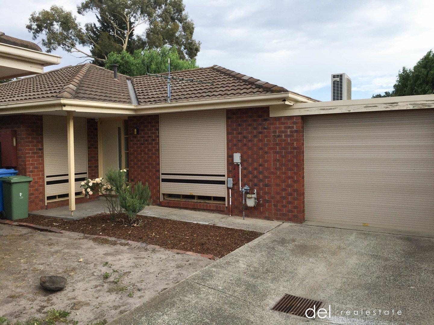 2 bedrooms Apartment / Unit / Flat in 3/10 Walter Street CRANBOURNE VIC, 3977