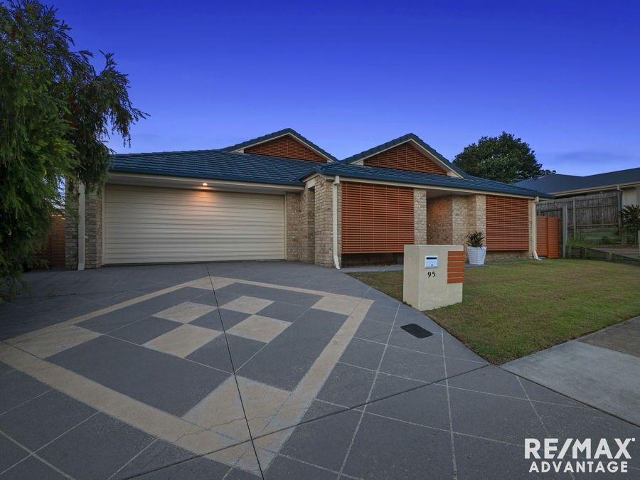 95 Gordon Crescent, Wakerley QLD 4154