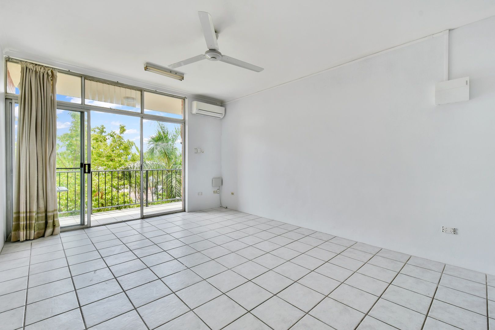 11/57 Aralia Street, Nightcliff NT 0810, Image 2