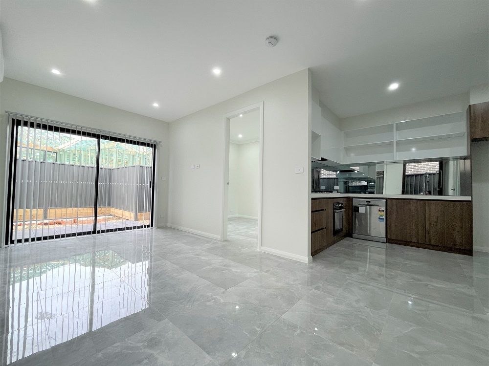 2 bedrooms House in 6a Bracken Drive DENHAM COURT NSW, 2565