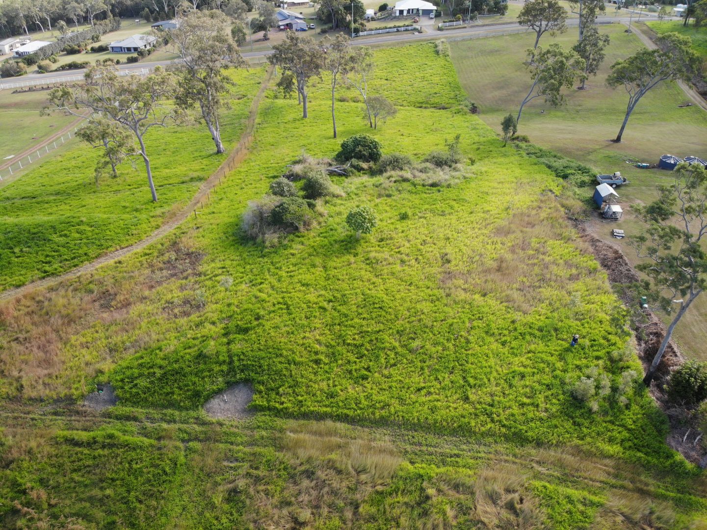 27 Panoramic Drive, Sarina QLD 4737, Image 2