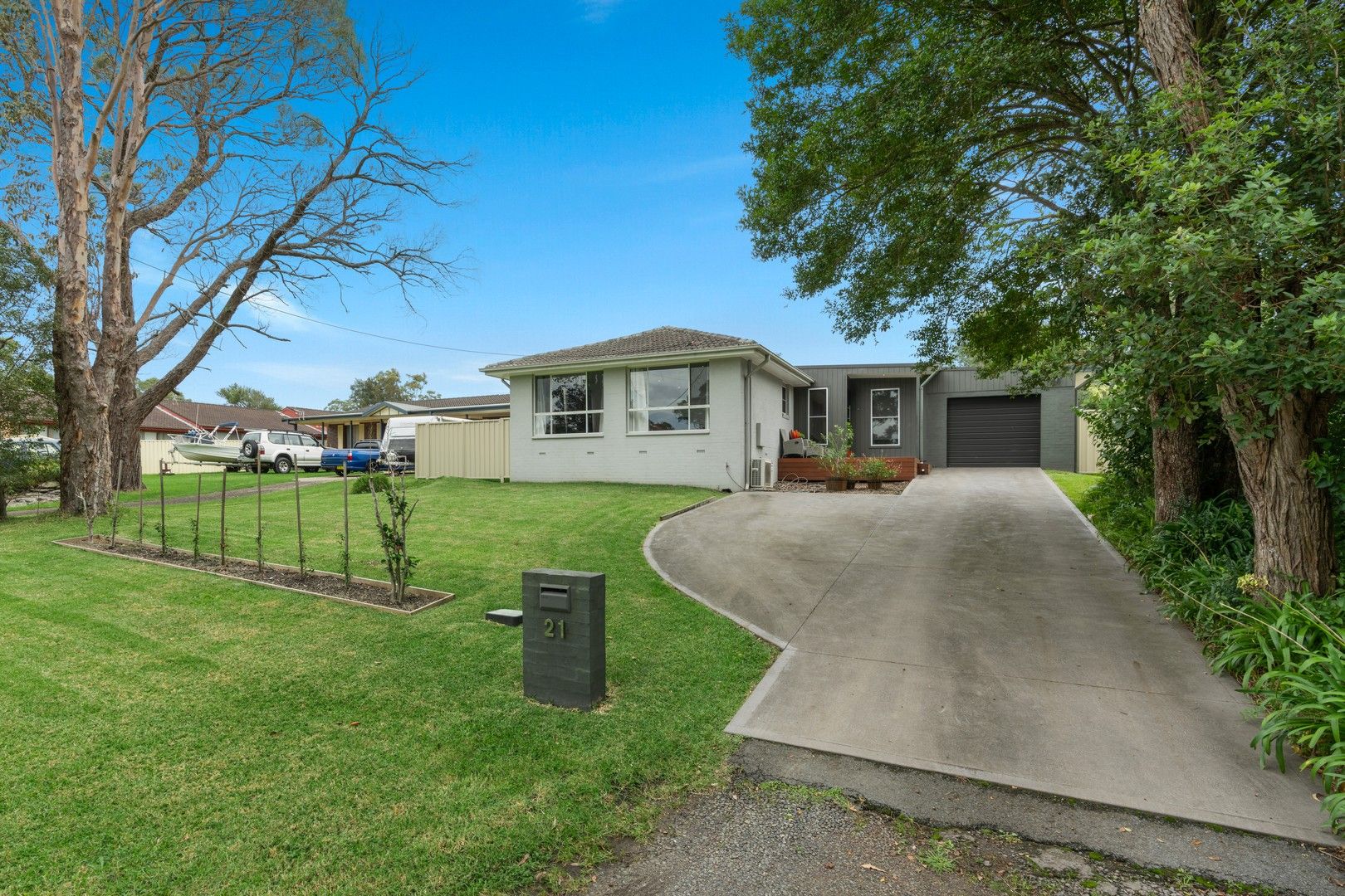 21 Bowada Street, Bomaderry NSW 2541, Image 2