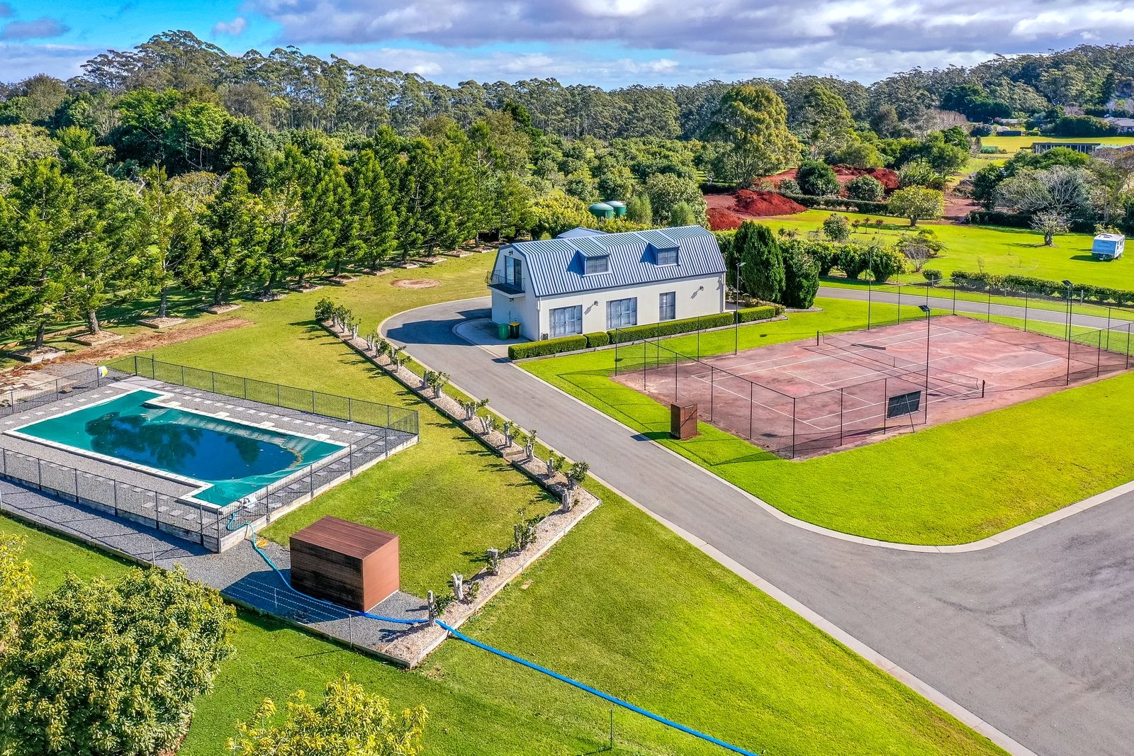 4854 Beacon Road, Tamborine Mountain QLD 4272 House For Rent 970 Domain