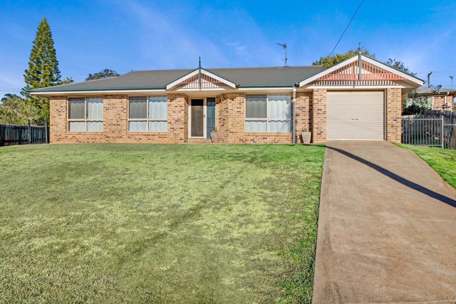 1 Giltrow Court, Darling Heights QLD 4350, Image 0