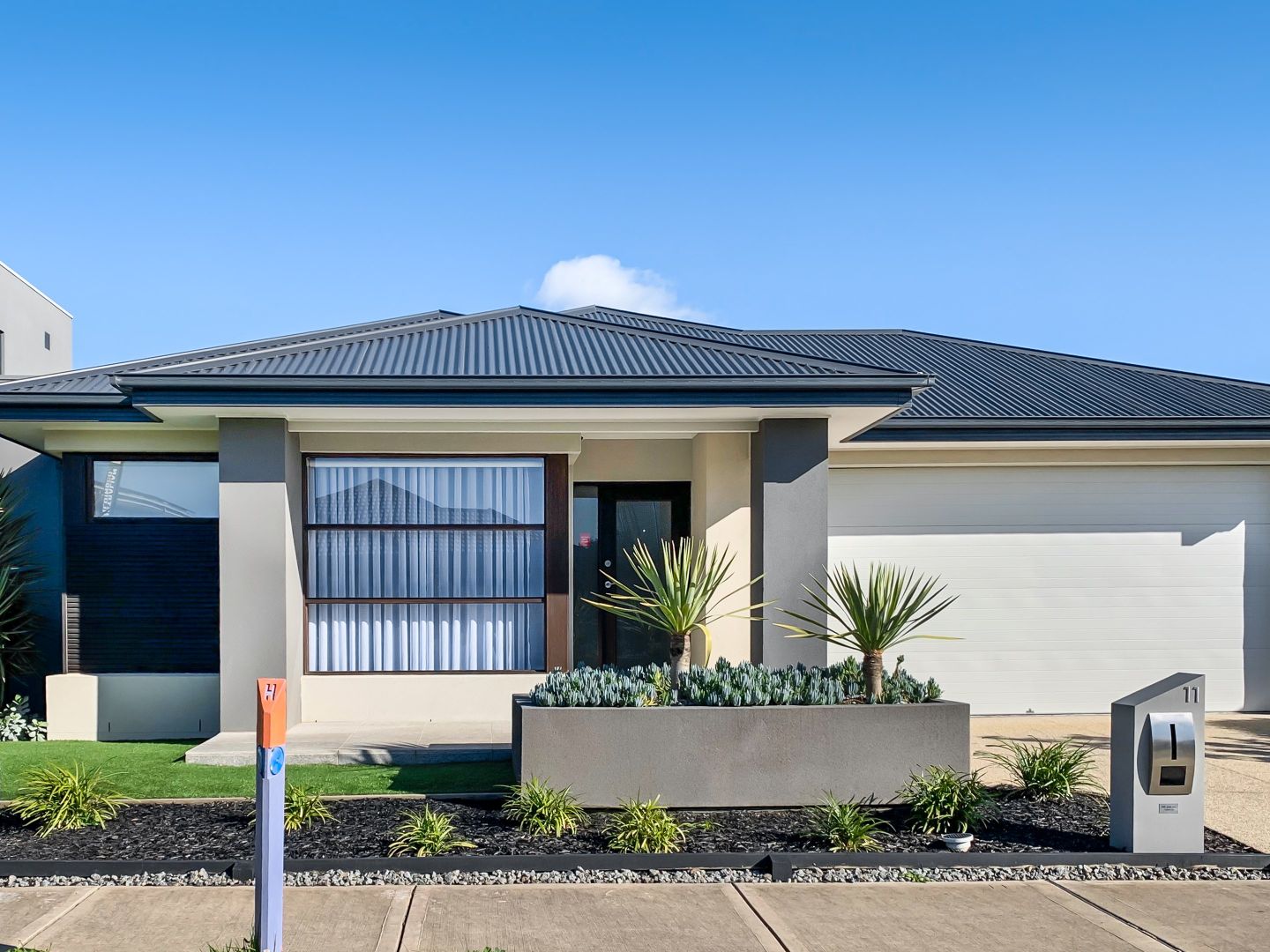 11 Murphy Street, Clyde North VIC 3978