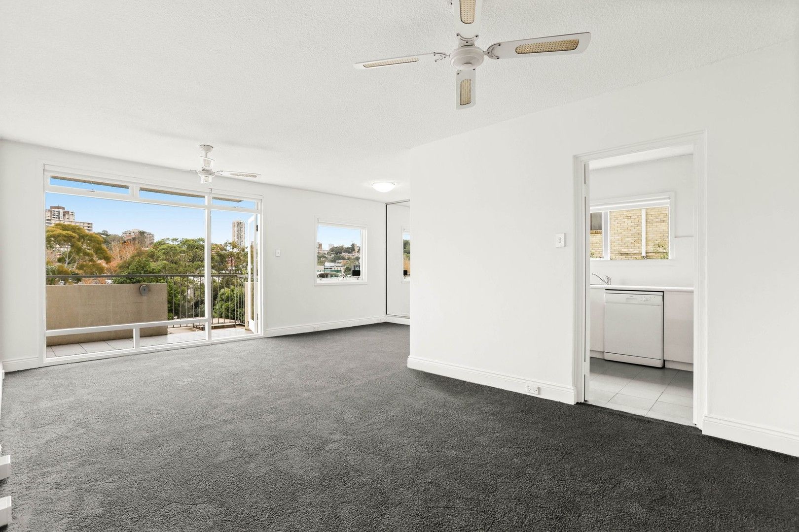 31/14 Leura Road, Double Bay NSW 2028 Apartment For Rent 800 Domain