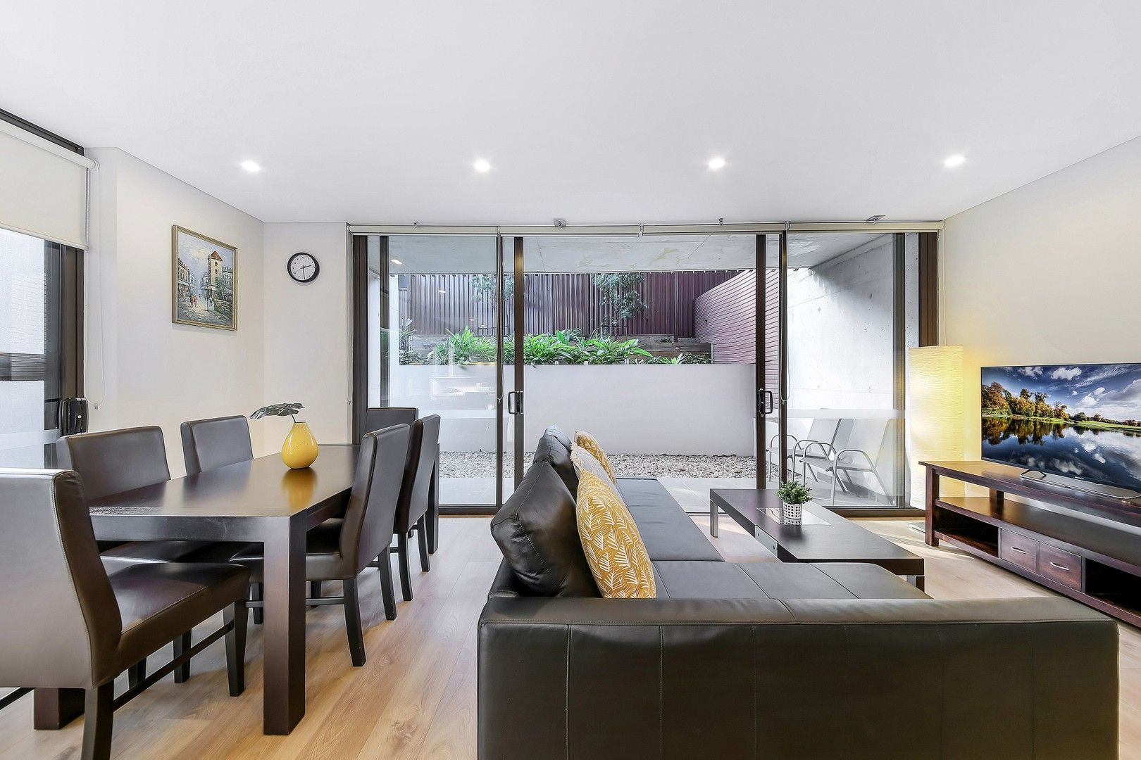 2 bedrooms Apartment / Unit / Flat in G01/143 West Street CROWS NEST NSW, 2065