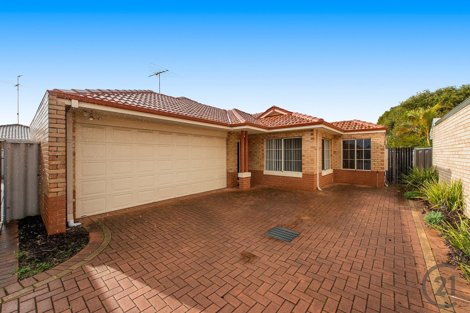 3 bedrooms Apartment / Unit / Flat in 3/2 Day Road MANDURAH WA, 6210