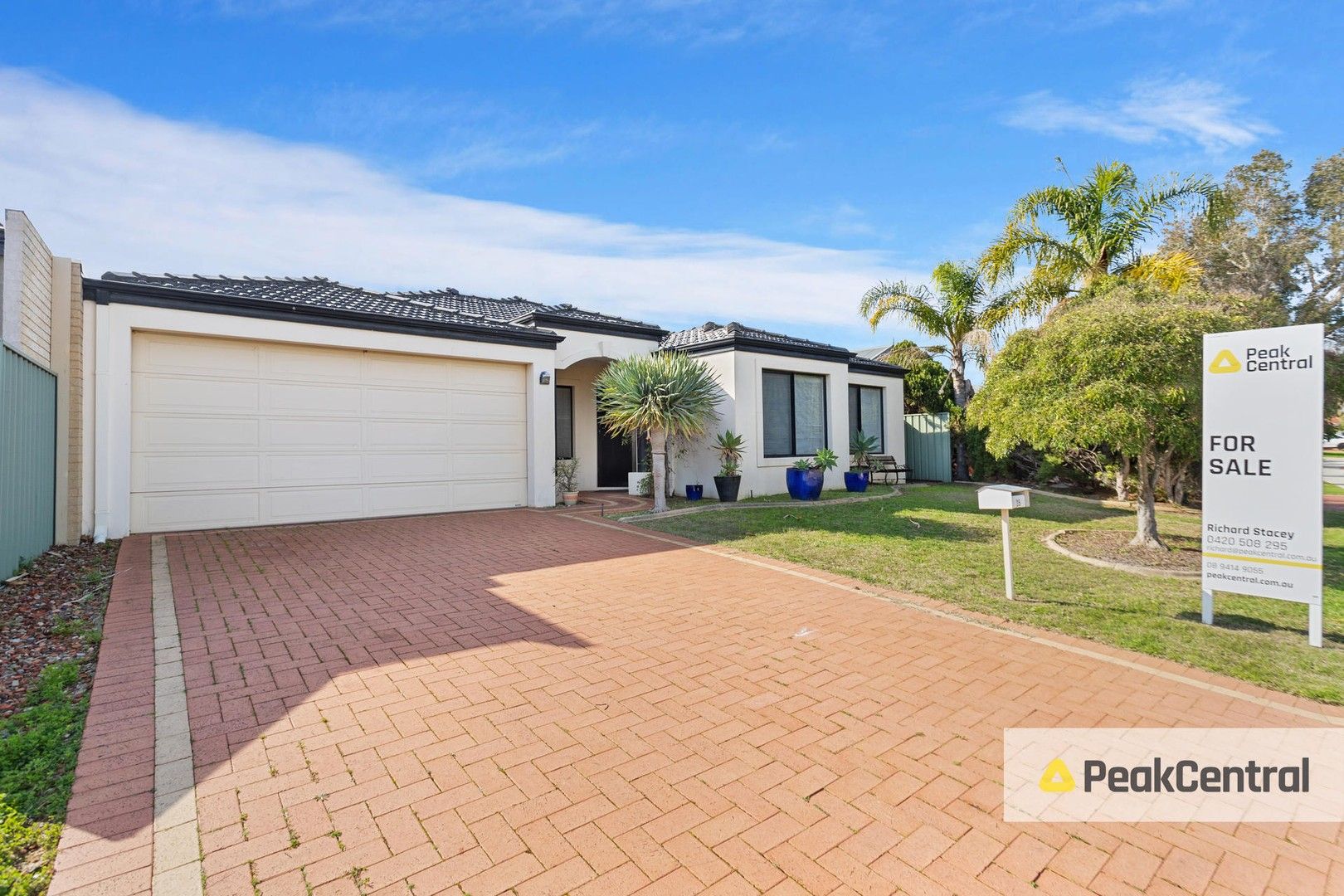 35 Lombe Gardens, Atwell WA 6164, Image 0