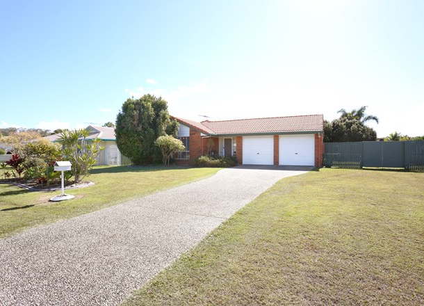 5 Squire Place, Sandstone Point QLD 4511