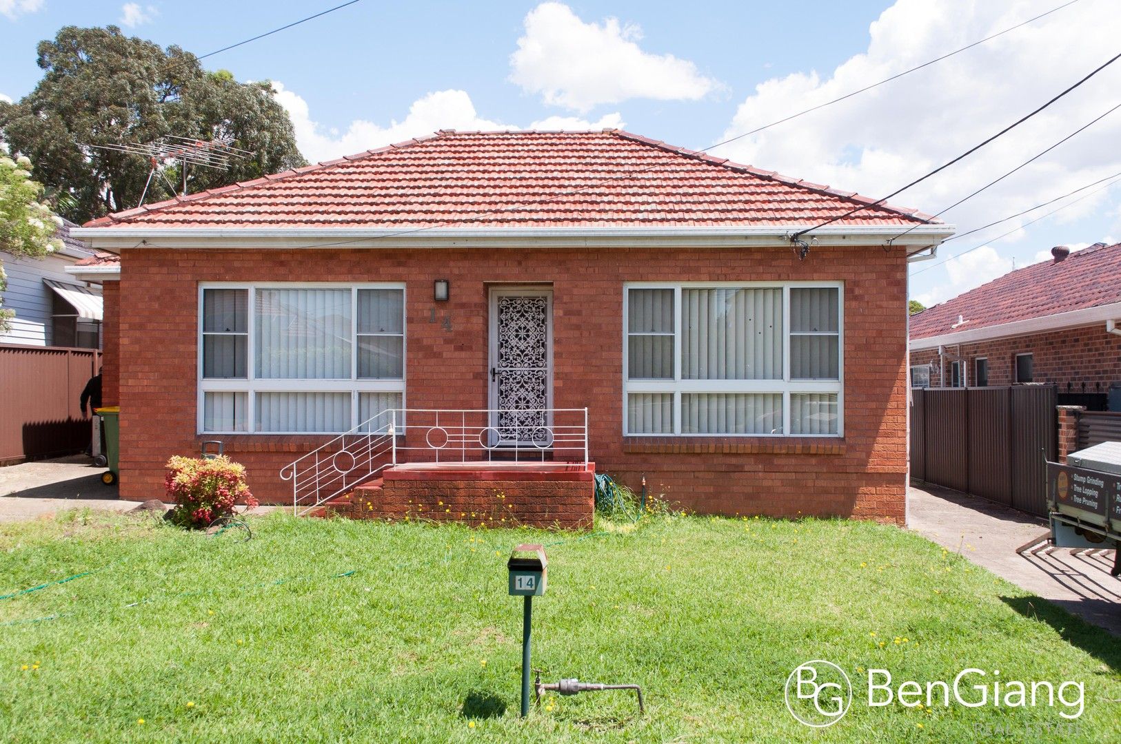 3 bedrooms House in 14 Smith Road YAGOONA NSW, 2199