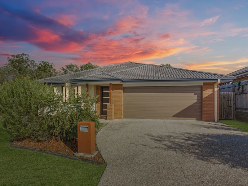 4 bedrooms House in  PIMPAMA QLD, 4209