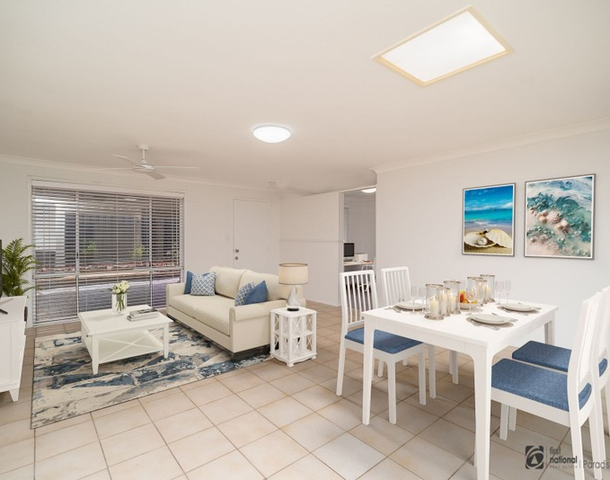 2/134 Oxley Drive, Paradise Point QLD 4216