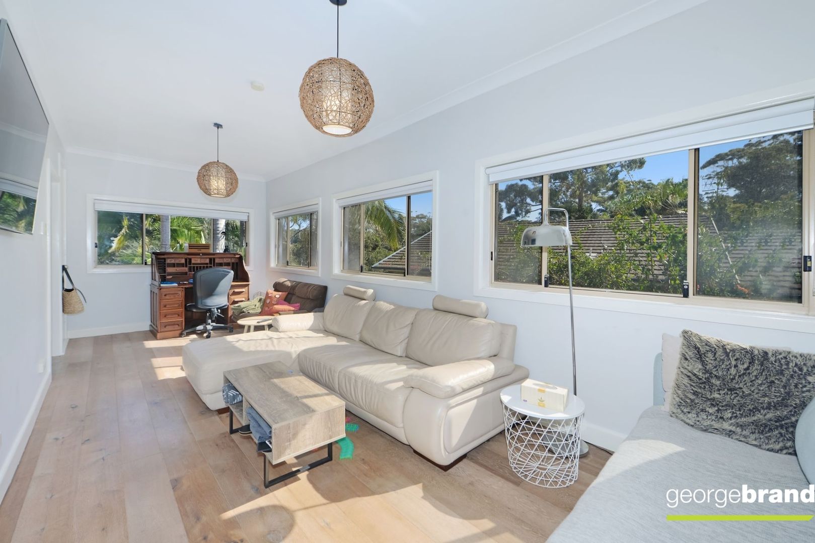 76 The Round Drive, Avoca Beach NSW 2251, Image 2