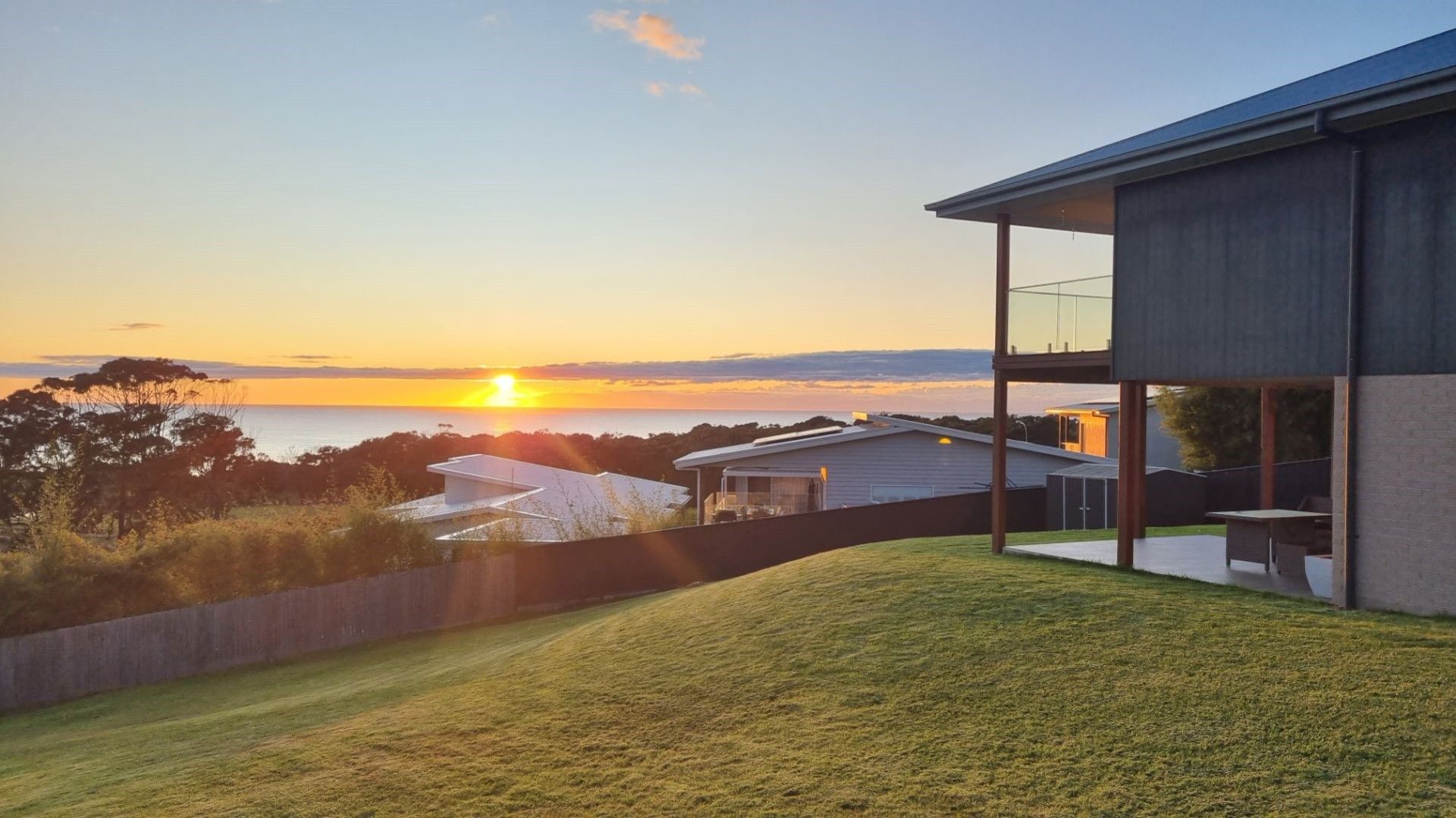 4 bedrooms House in 43 Scarborough Cct RED HEAD NSW, 2430