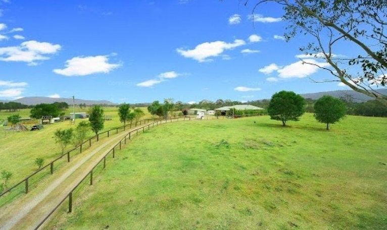 40 MCCABE ROAD, Stanmore QLD 4514, Image 0