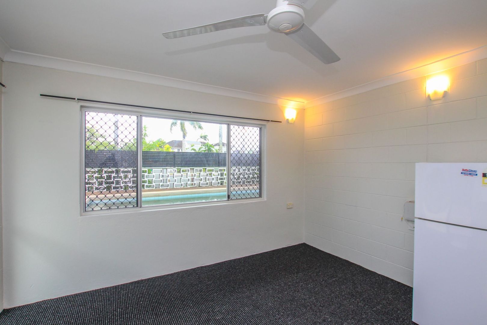 1/248 Sheridan Street, Cairns North QLD 4870, Image 2