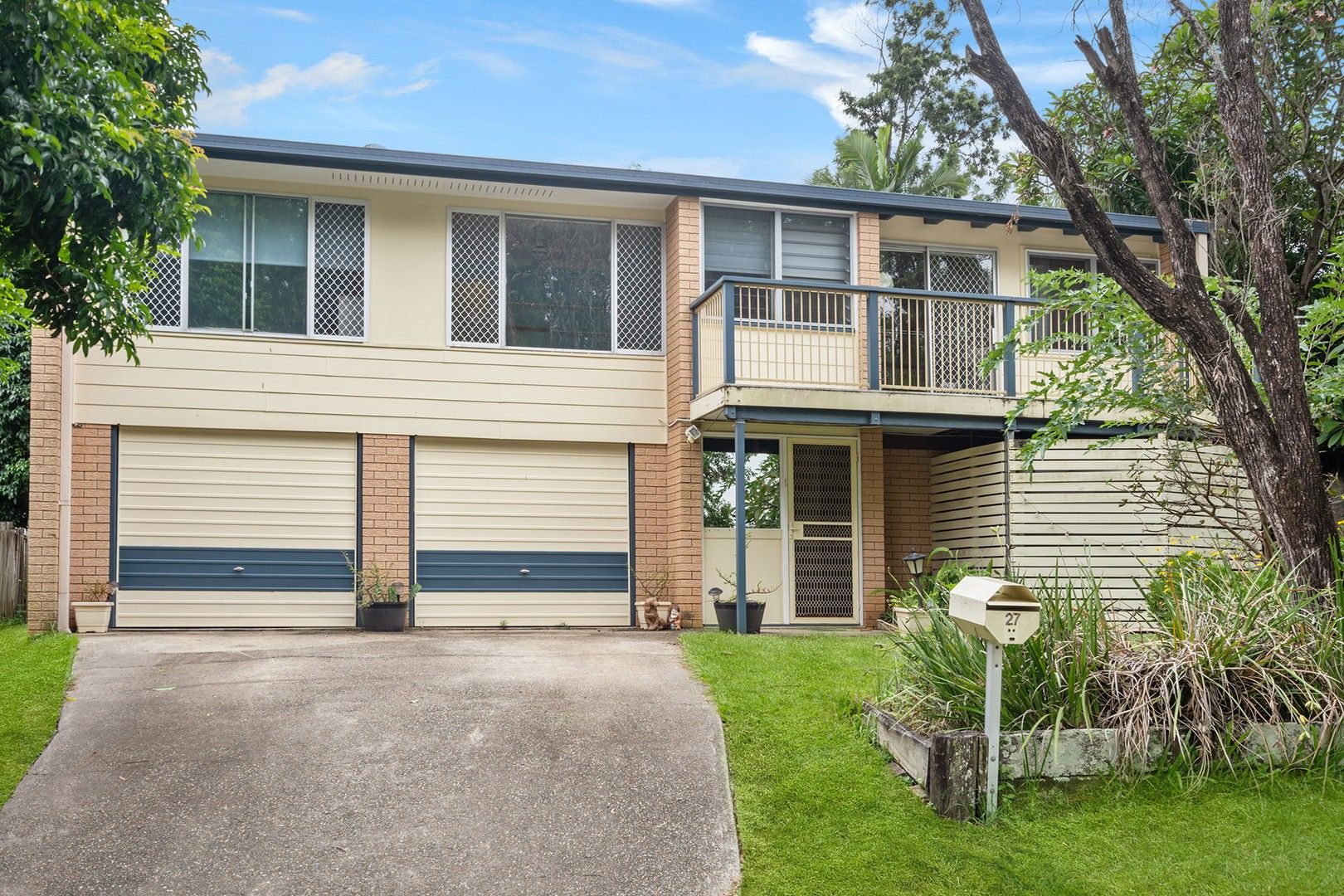 3 bedrooms House in 27 Finvoy Street FERNY GROVE QLD, 4055