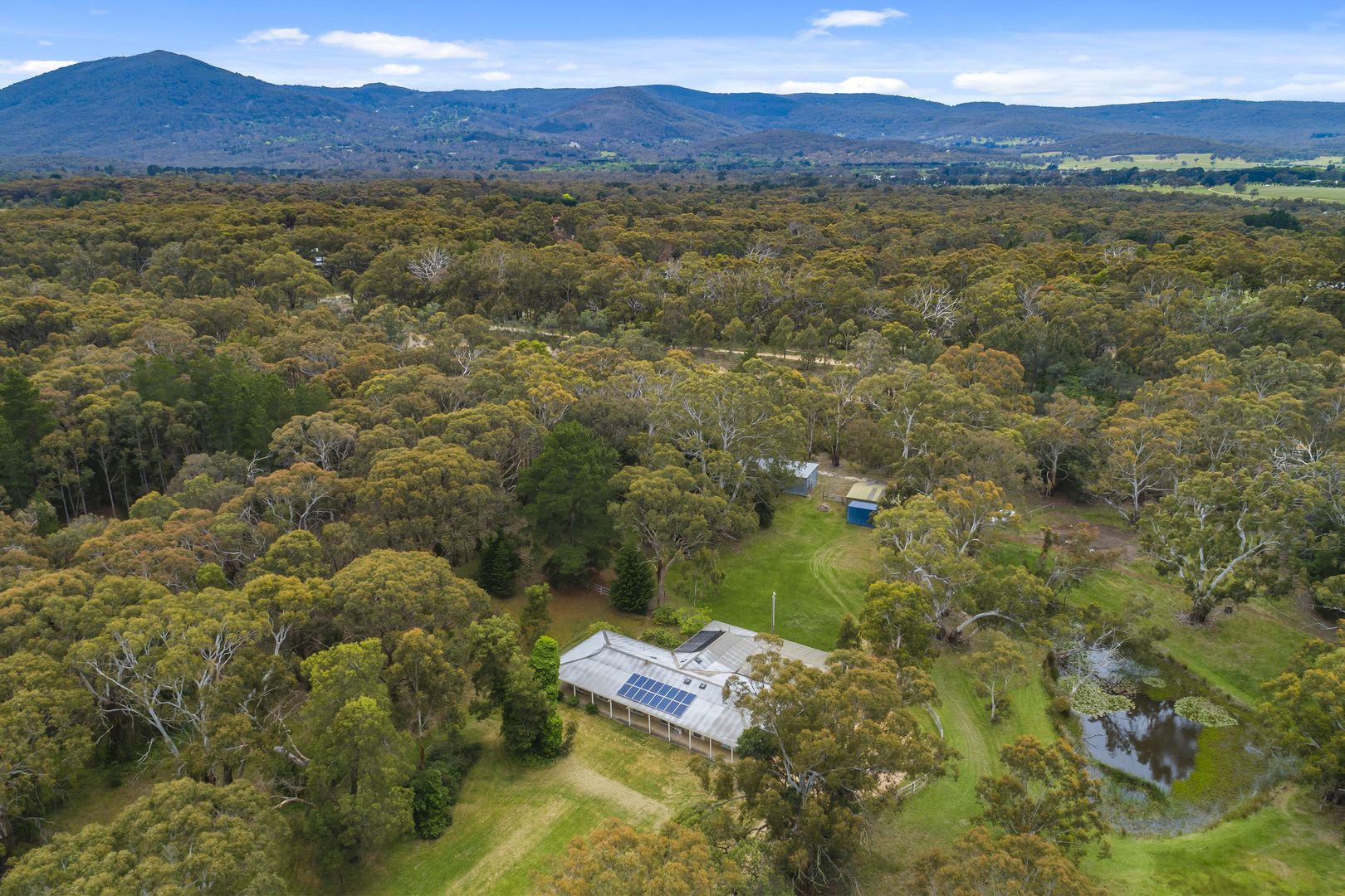 198 Black Forest Drive, Macedon VIC 3440, Image 2