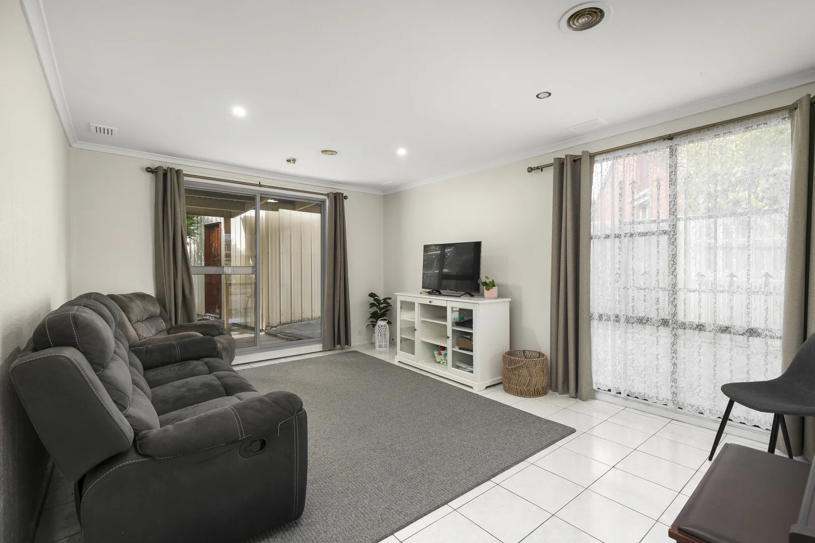 Additional image 2 of 26 Ventnor Crescent, Coolaroo VIC 3048