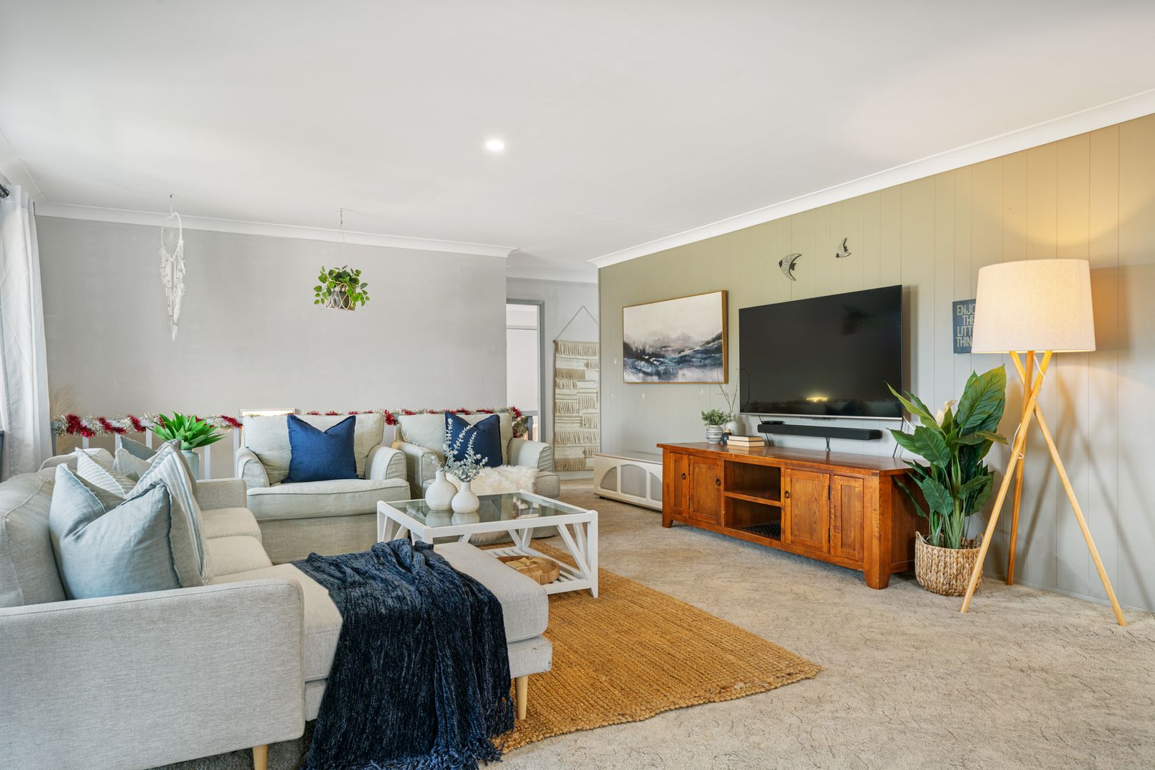 22 Gwydir Street, Bateau Bay NSW 2261, Image 1