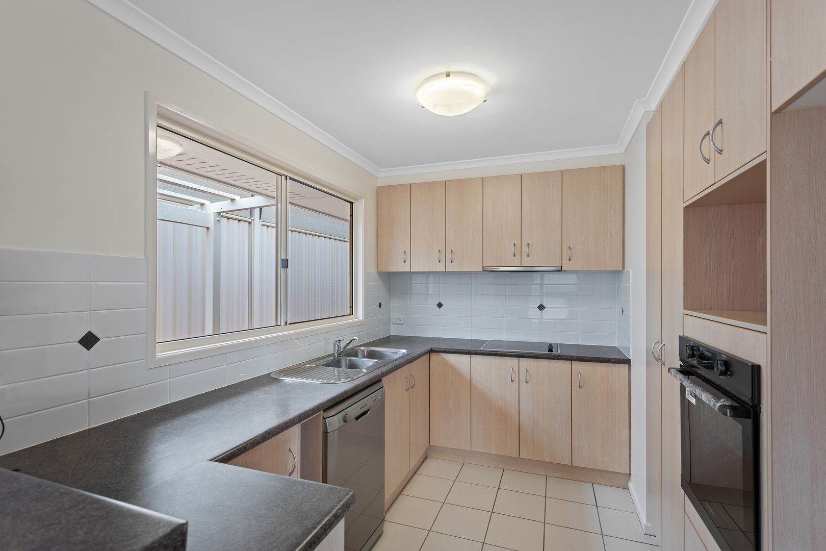 30/303 Spring Street, Kearneys Spring QLD 4350, Image 1