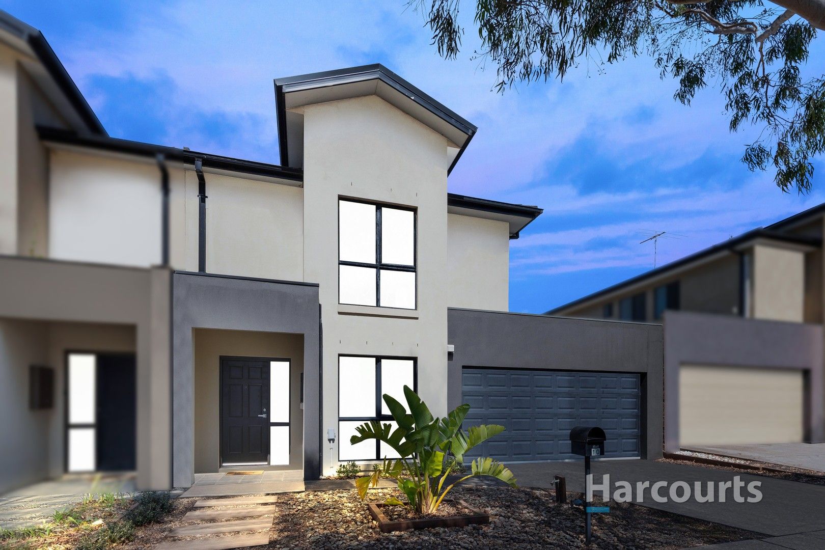 10 Greenstead Way, Cairnlea VIC 3023, Image 0