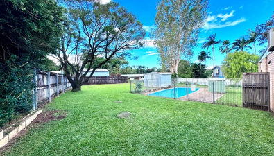 Picture of 14 Holly Street, MOOROOBOOL QLD 4870