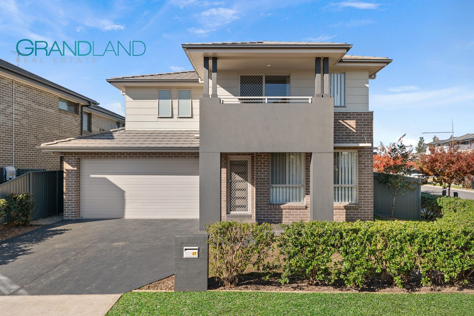 27 Sawsedge Avenue, Denham Court Property History & Address Research