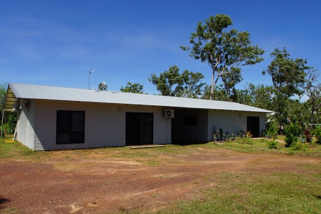 Picture of 14 Gallacher Road, GIRRAWEEN NT 0836