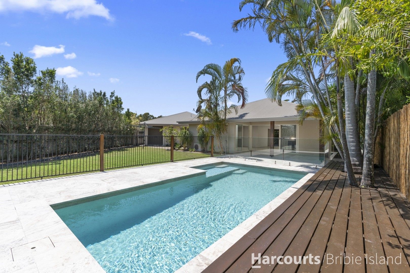 6 Sellens Court, Ningi QLD 4511, Image 0