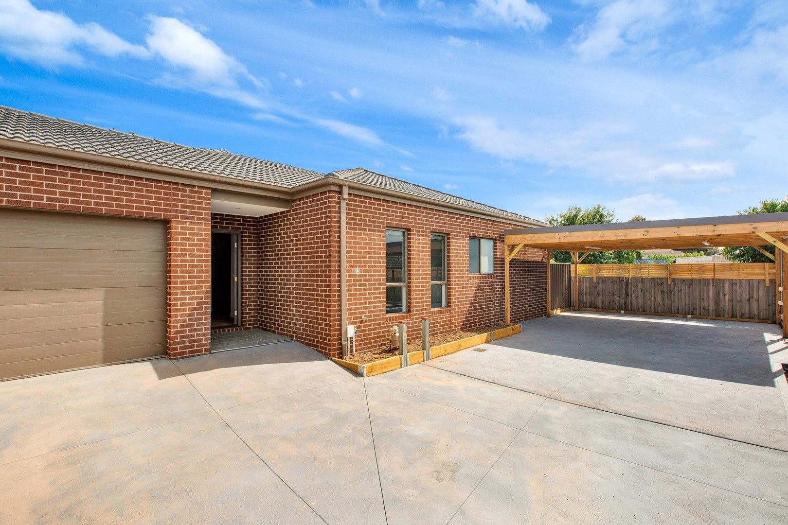2/4 Leilani Court, Keilor Downs VIC 3038 House For Rent 500 Domain