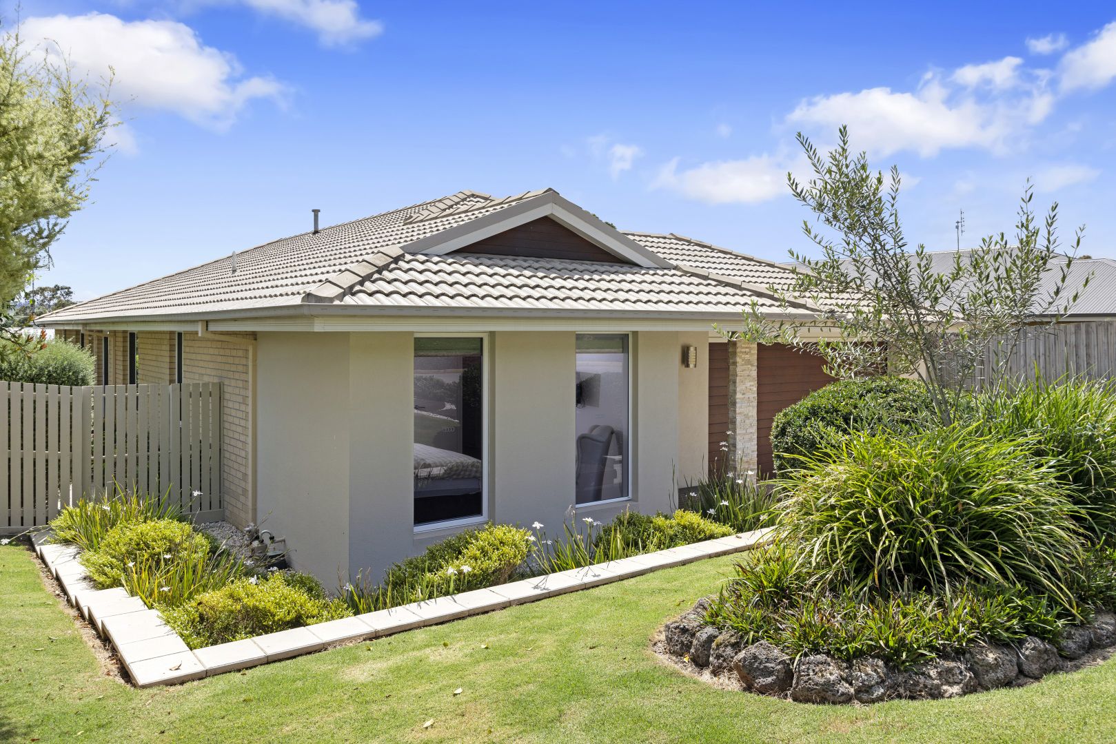 1/13B Worthy Street, Leongatha VIC 3953 Domain