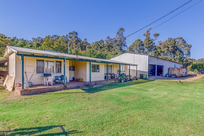 Picture of 3 Omeo Place, KARRAGULLEN WA 6111