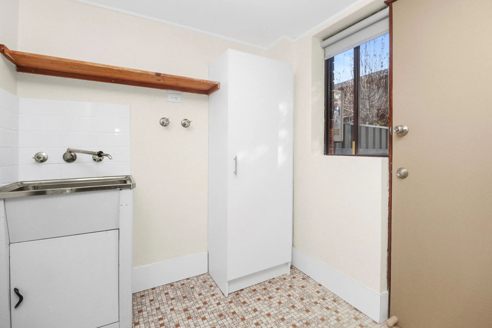 Additional image 9 of 8/81-85 Ziegler Avenue, Kooringal NSW 2650