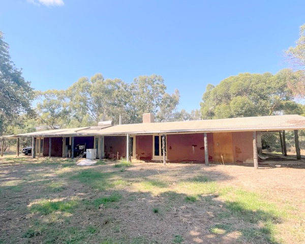 11 Mooney Street, Condobolin NSW 2877