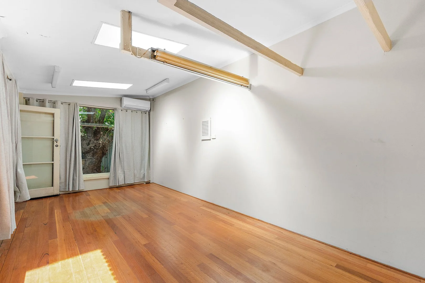 Additional image 4 of Studio/49B Daly Street, South Fremantle WA 6162