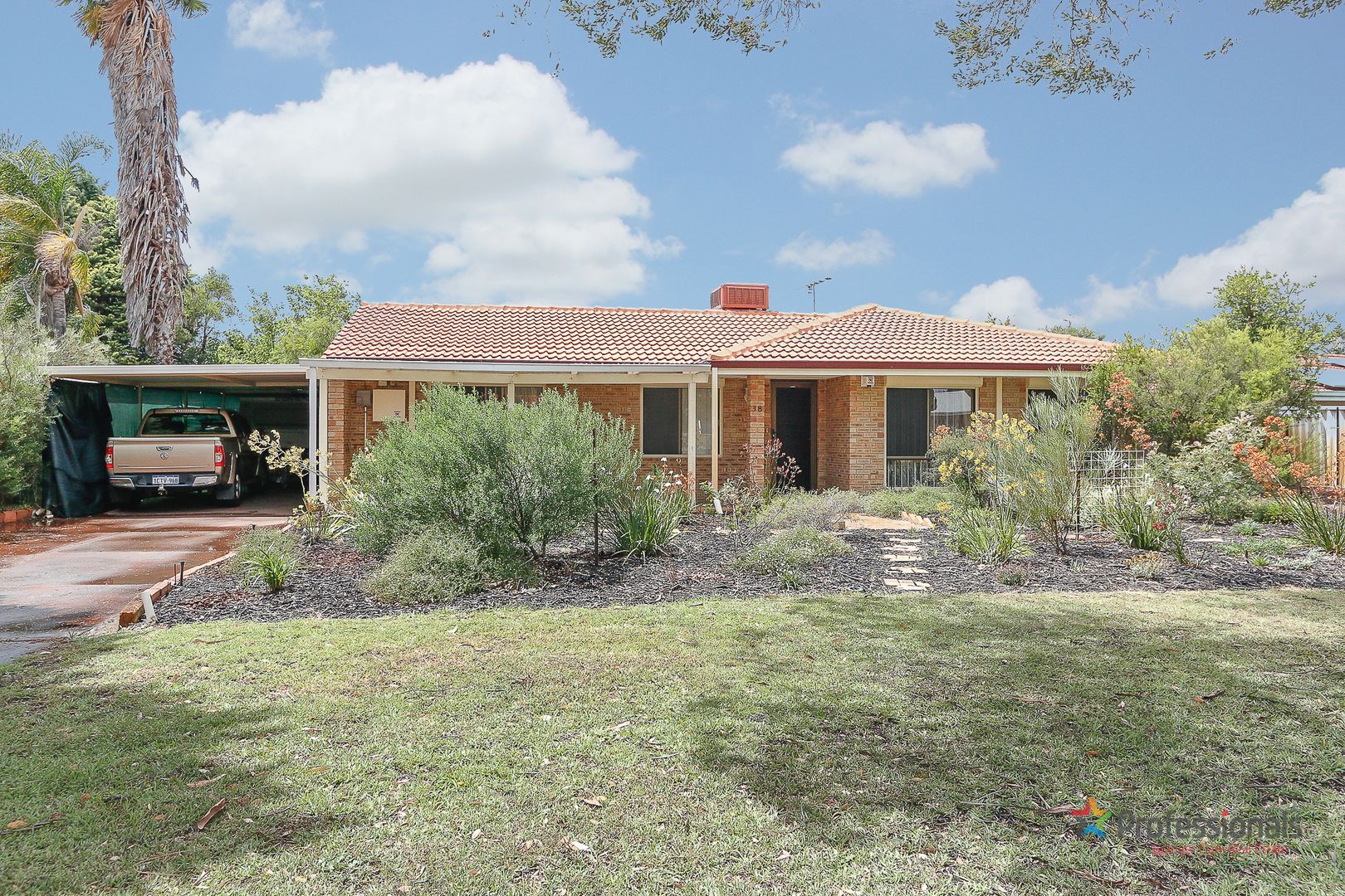 38 Kingfisher Avenue, Ballajura WA 6066, Image 1