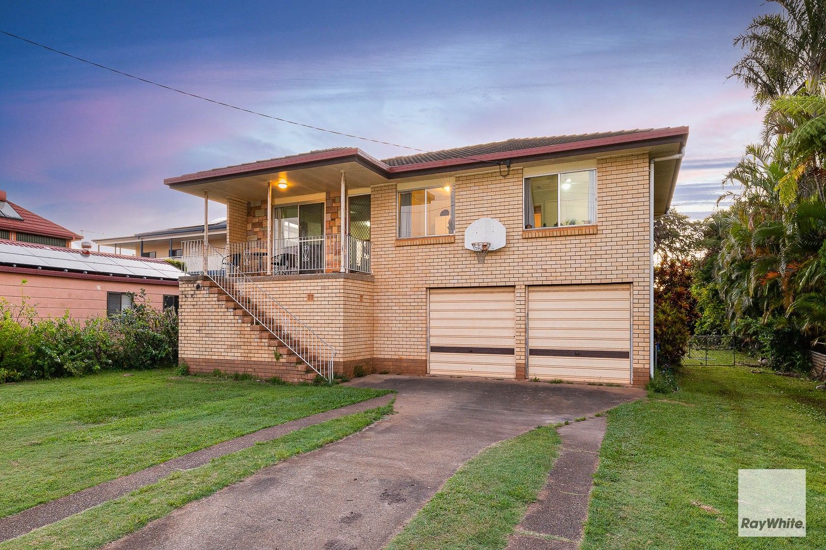 3 bedrooms House in 233-235 Dart Street REDLAND BAY QLD, 4165