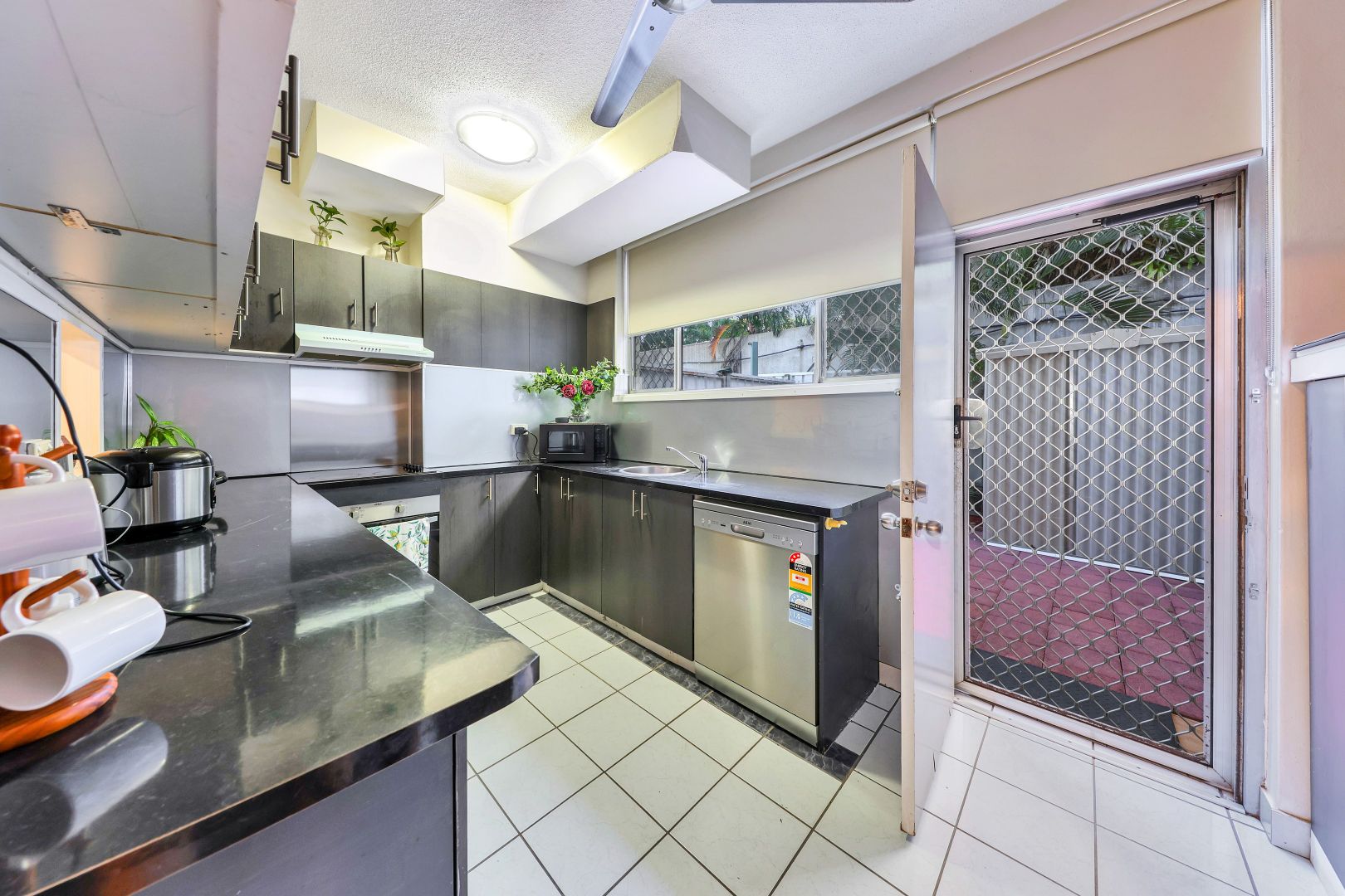 10/94 Woods Street, Darwin City NT 0800, Image 1