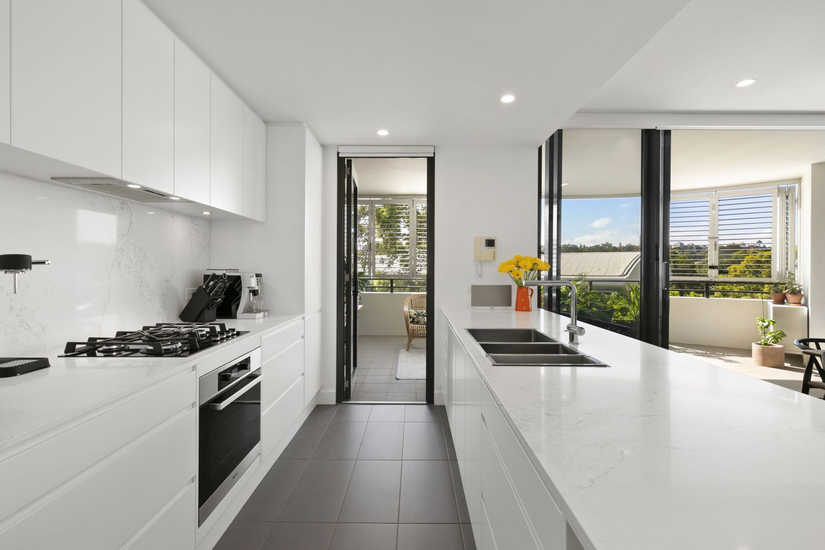 3 bedrooms Apartment / Unit / Flat in 318/50 McLachlan Avenue DARLINGHURST NSW, 2010