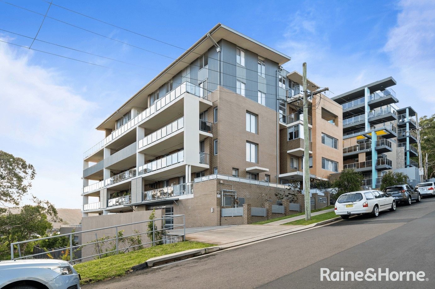 27/10-12 Batley Street, Gosford NSW 2250, Image 0