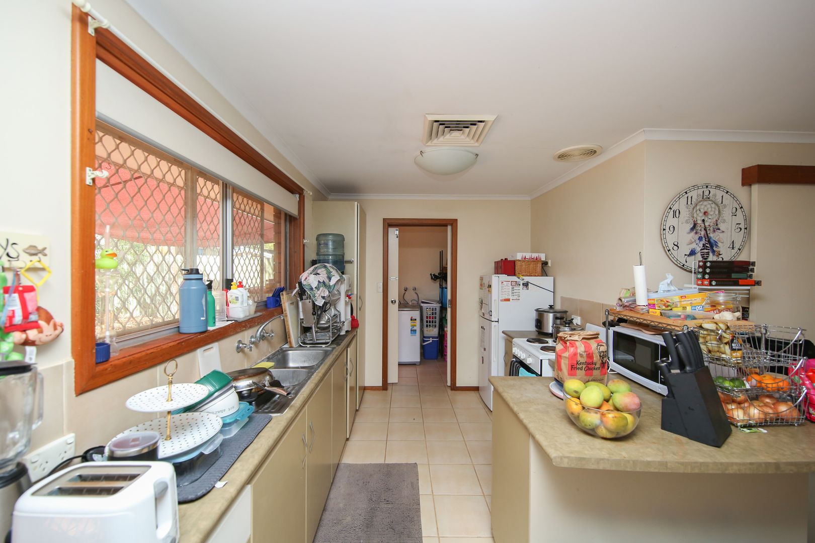 8B Stanbridge Way, Millars Well WA 6714, Image 2