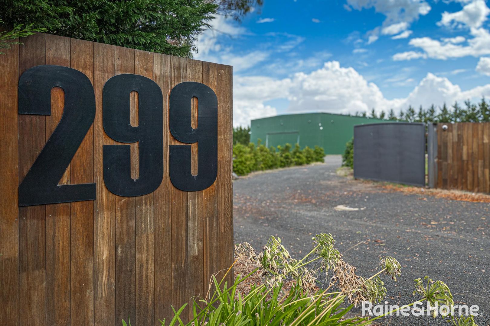 299 Couangalt Road, Gisborne South VIC 3437, Image 1