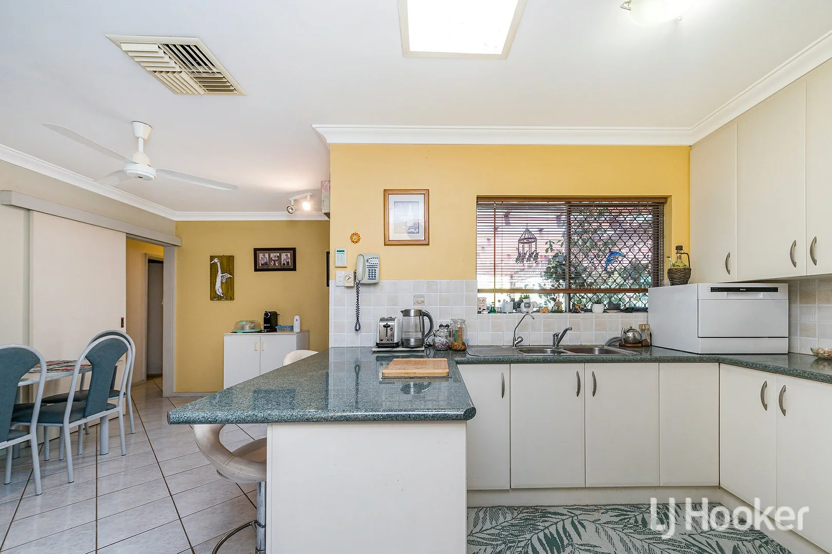 Additional image 8 of 9 Lorenzo Street, Thornlie WA 6108