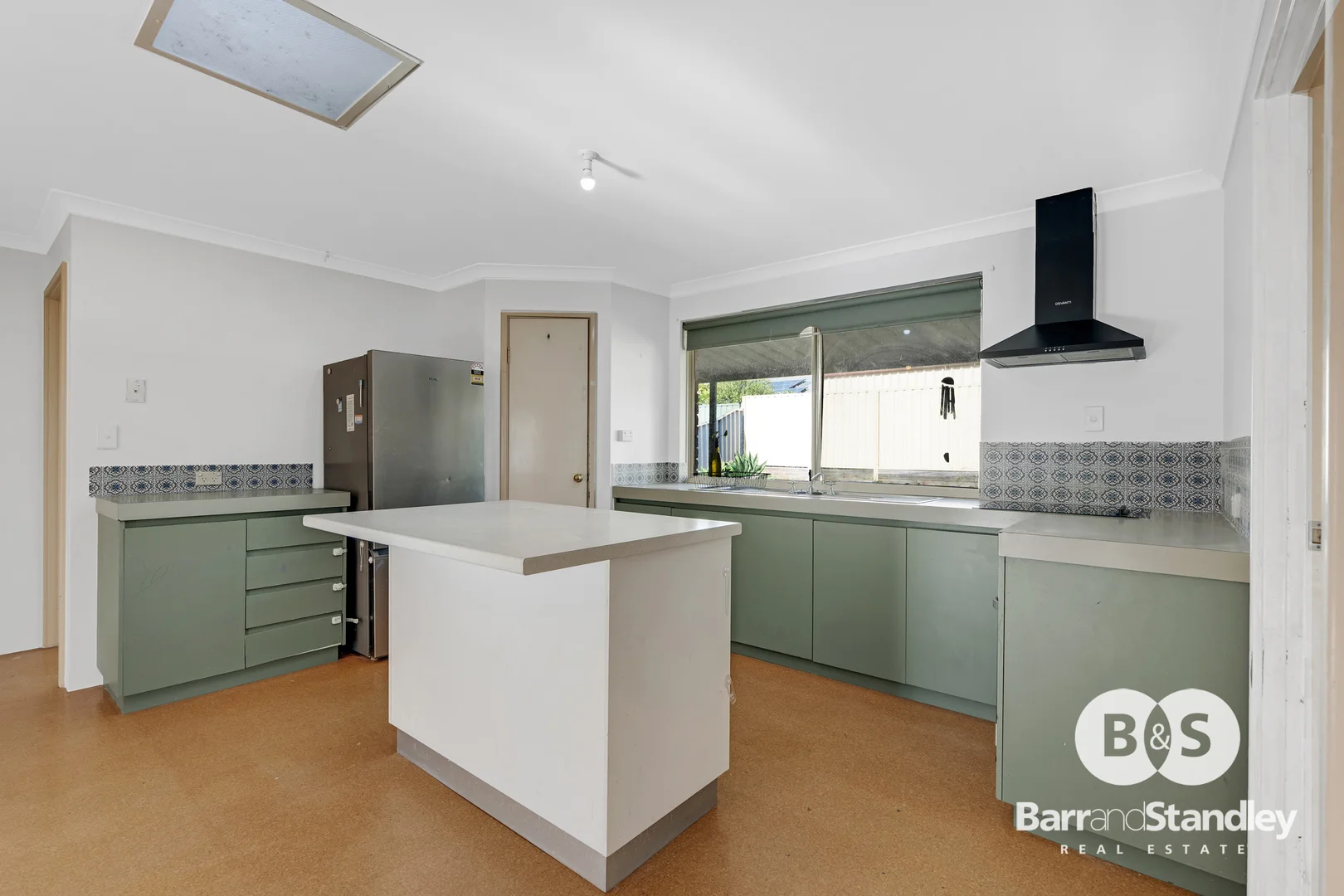 Additional image 3 of 32 St Peters Green, College Grove WA 6230